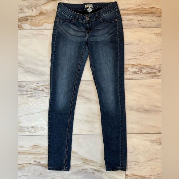 Y2K | Mudd Skinny Jeans Size 5 | Embroidered Pocket | Stretch Denim - Picture 6 of 9